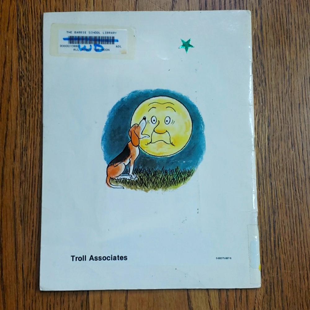 All About The Moon The Questions & Answer Book Vintage Children's Paperback - Picture 2 of 2